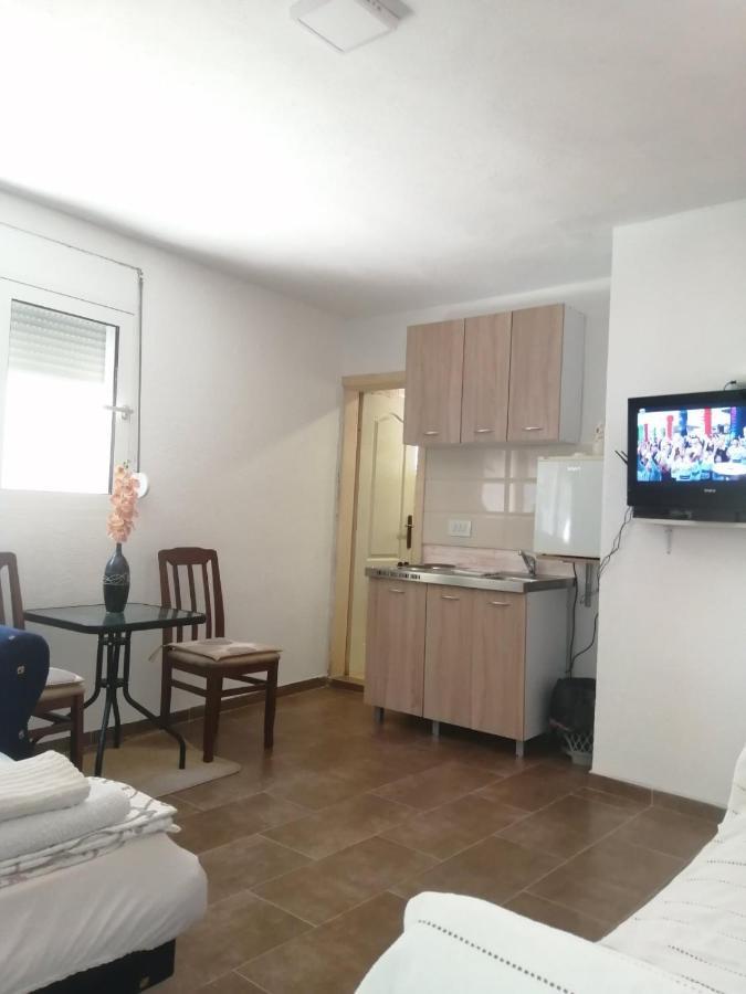 Centar Milena Apartmani Budva Exteriör bild